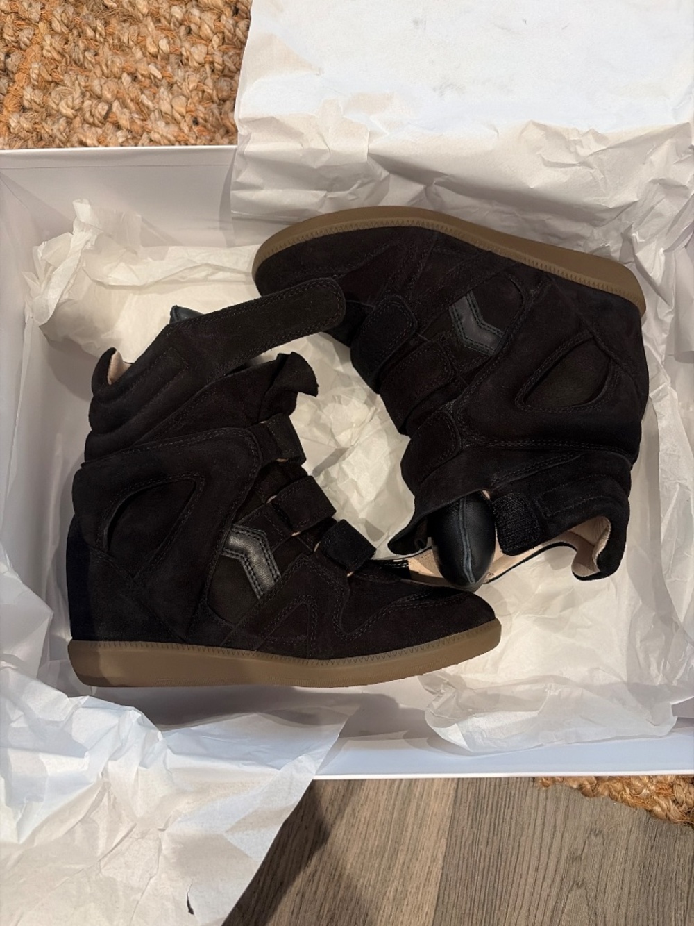 Isabel Marant Beckett Sneaker - Picture 3 of 3